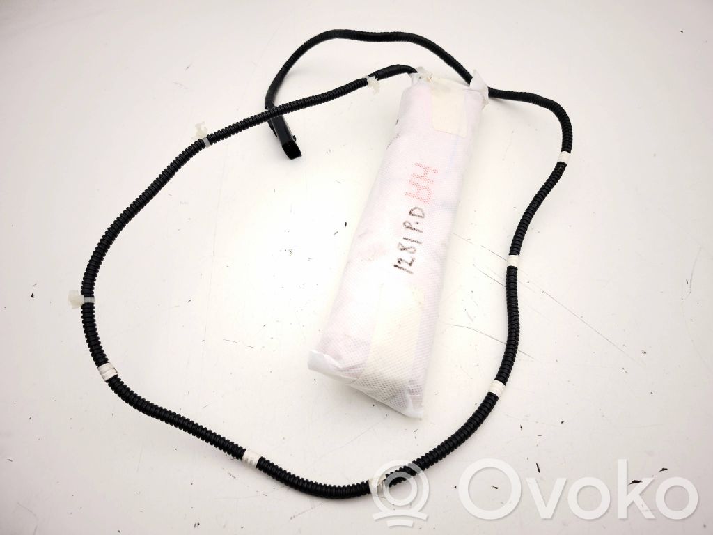 Tesla Model S Airbag scaun 