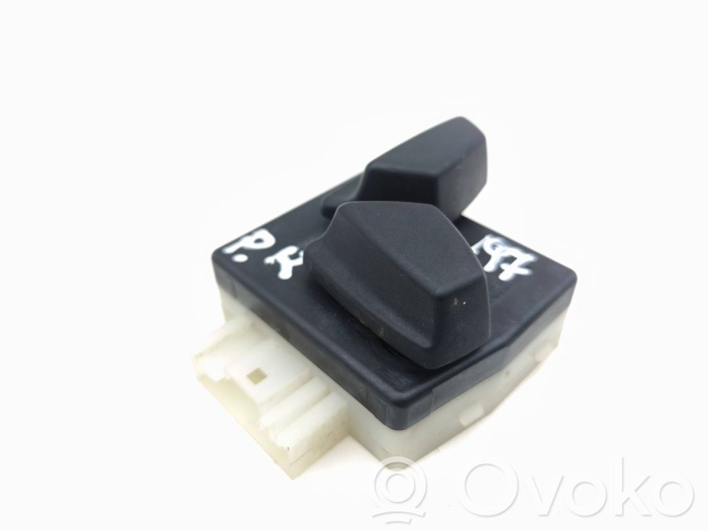 Seat control switch   6958525,88170001,8347768