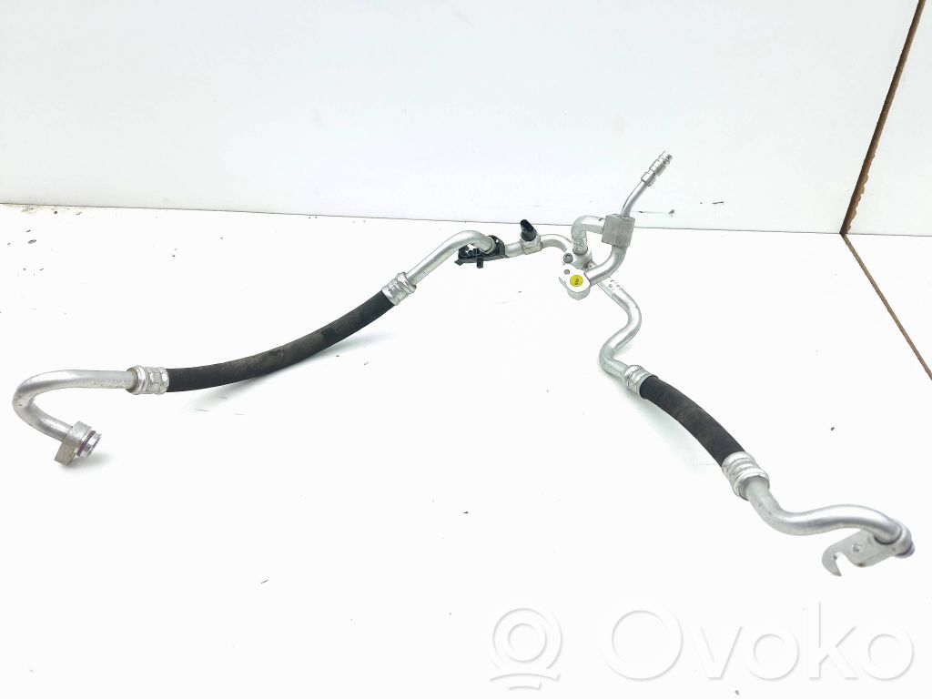 Volkswagen ID.3 Ilmastointilaitteen putki (A/C) 