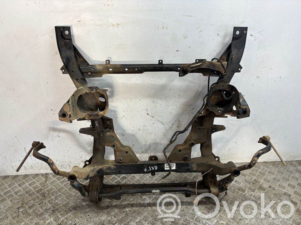 BMW X5 E70 Priekinis traversas 