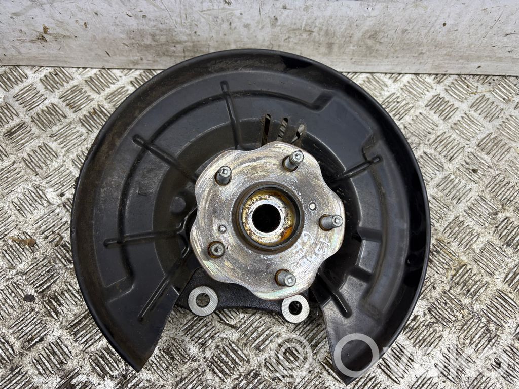 Cubo de rueda trasera