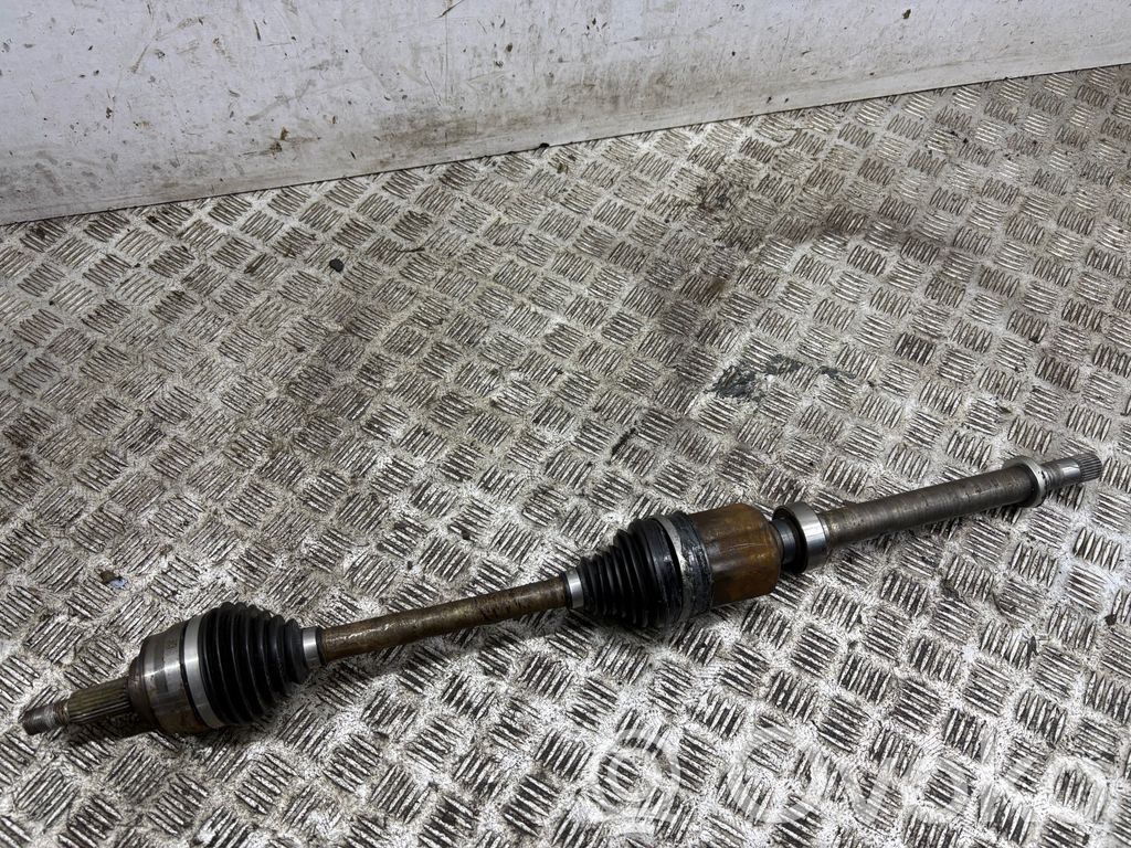 Nissan Juke II F16 Eje de transmisión delantero 