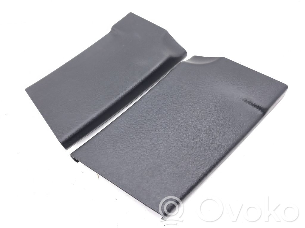 Peugeot 2008 II Rivestimento montante (B) (fondo) 