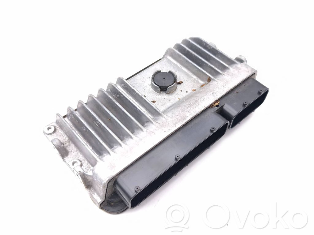 Toyota C-HR I Engine control unit/module 