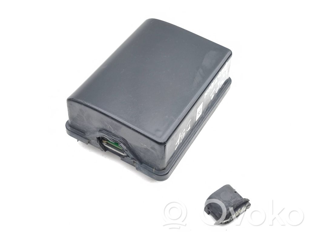 Mercedes-Benz CLS C218 AMG Distronic sensor radar 