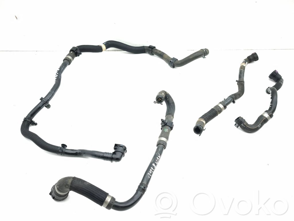 Jaguar I-Pace Engine coolant pipe/hose 
