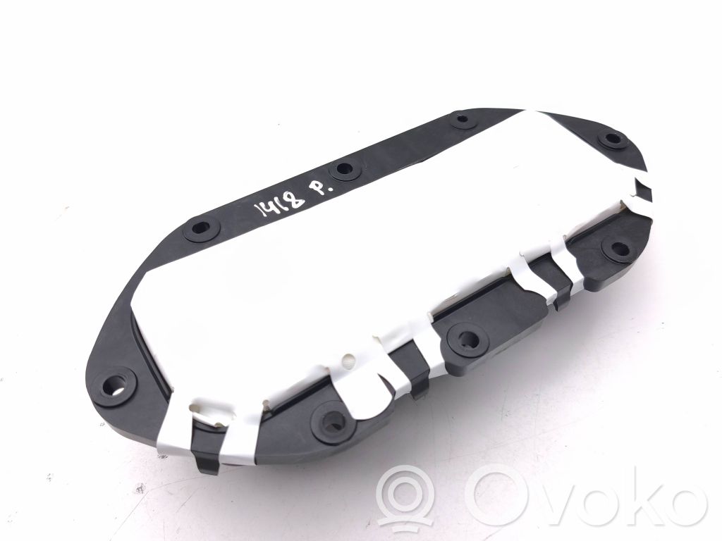 Airbag del pasajero   J9D3044A74AE