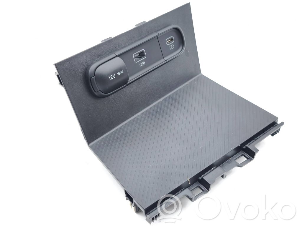 KIA Sportage Gniazdo / Złącze USB 