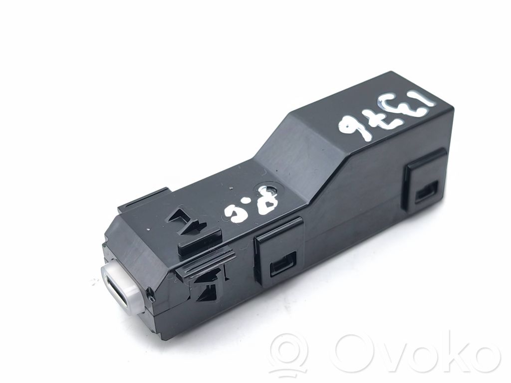Enchufe conector USB   86190F4020,726129001