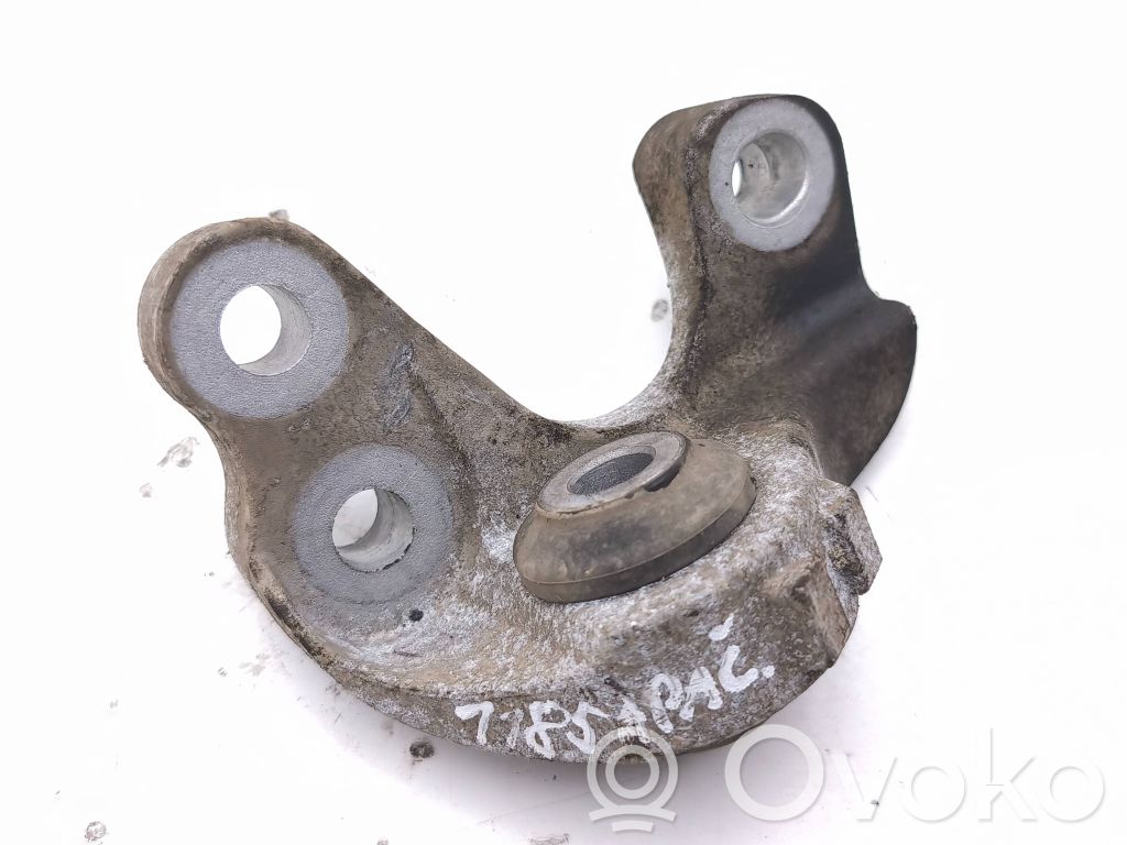 Jeep Cherokee KL Soporte de montaje del motor (Usadas) 