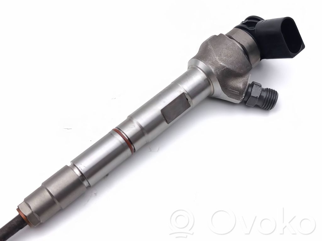 Skoda Superb B9 Inyector de combustible 