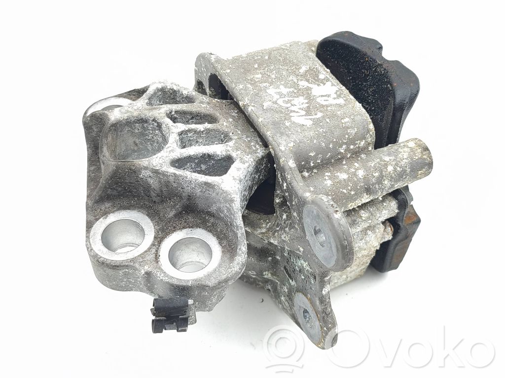 Land Rover Range Rover Evoque L551 Engine mount bracket 