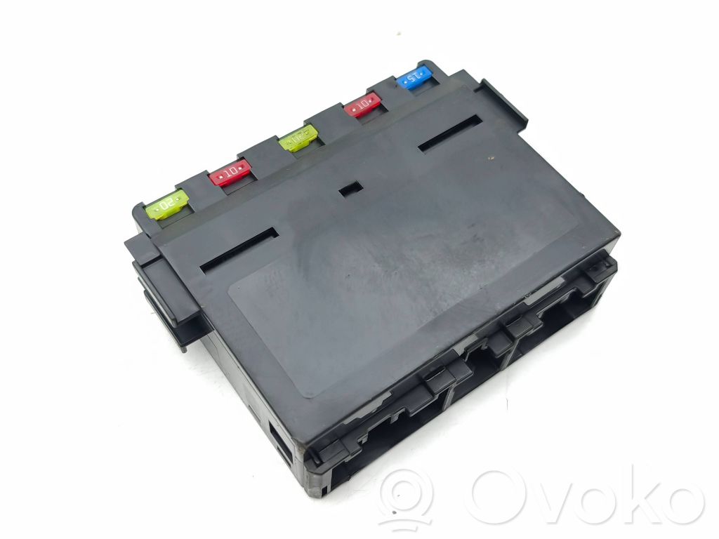 Módulo de fusible   8921153020