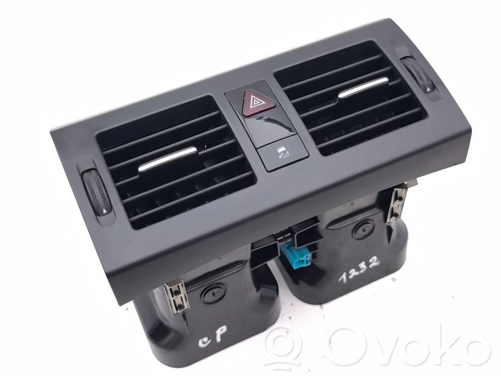 Mercedes-Benz GLK (X204) Griglia di ventilazione centrale cruscotto 