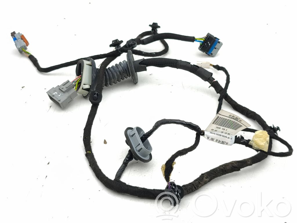 Peugeot 5008 II Cableado de puerta trasera