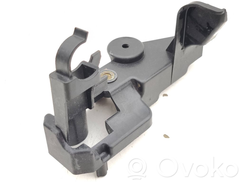 Renault Megane IV Autres pièces compartiment moteur
