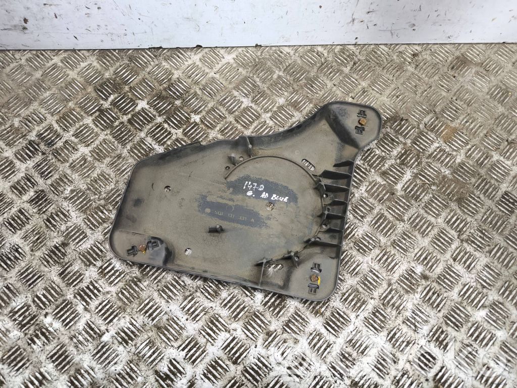 Volkswagen Tiguan Protecție inferioară rezervor combustibil