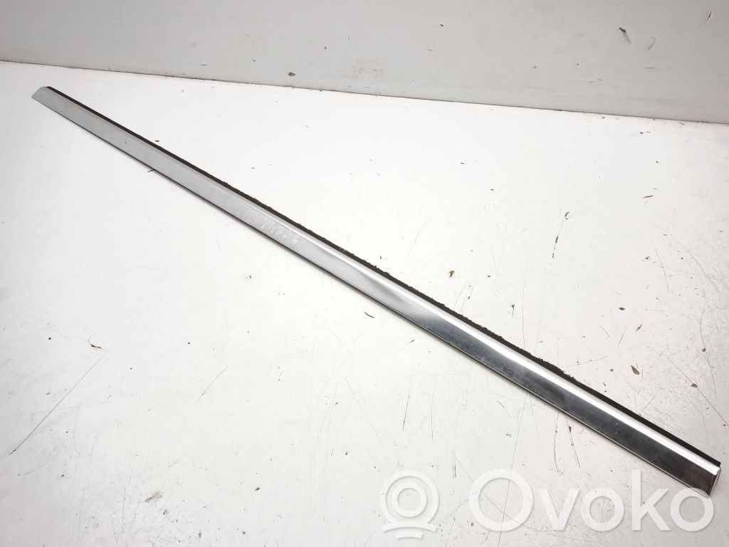 Mercedes-Benz B W246 W242 Ornament geam ușă spate 
