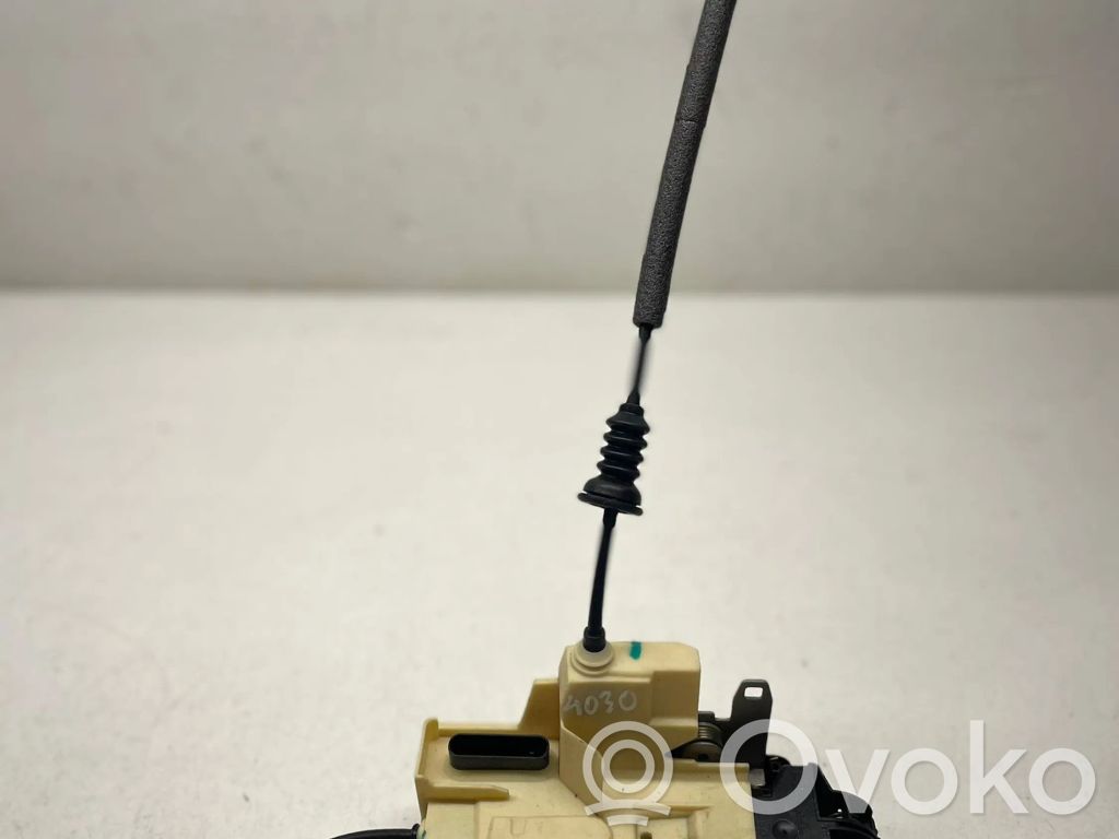 Takaoven lukko   32310160