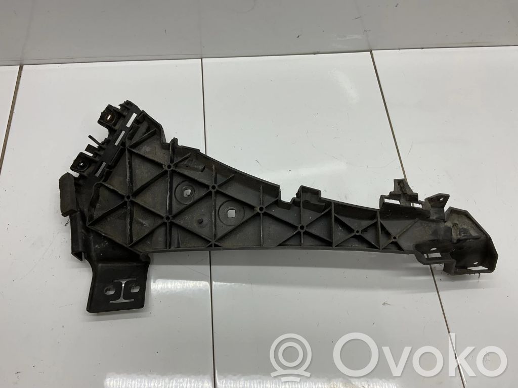 Audi Q7 4L Front bumper mounting bracket 