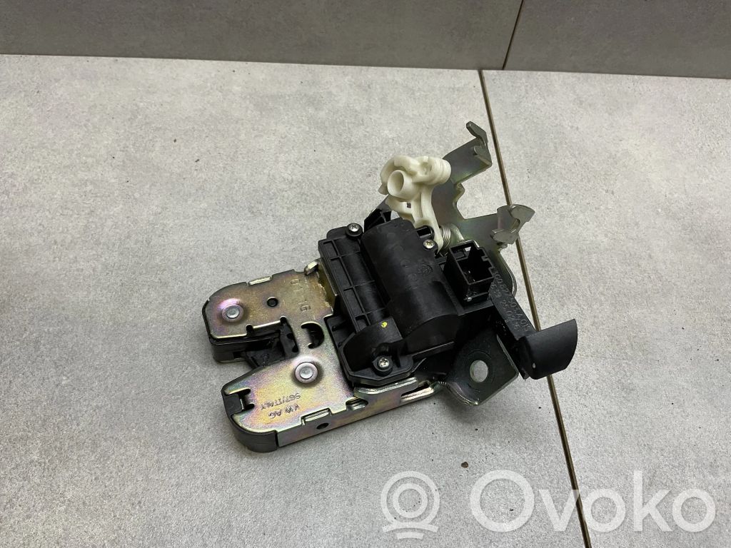 Audi A4 S4 B9 Tailgate/trunk/boot lock/catch/latch 