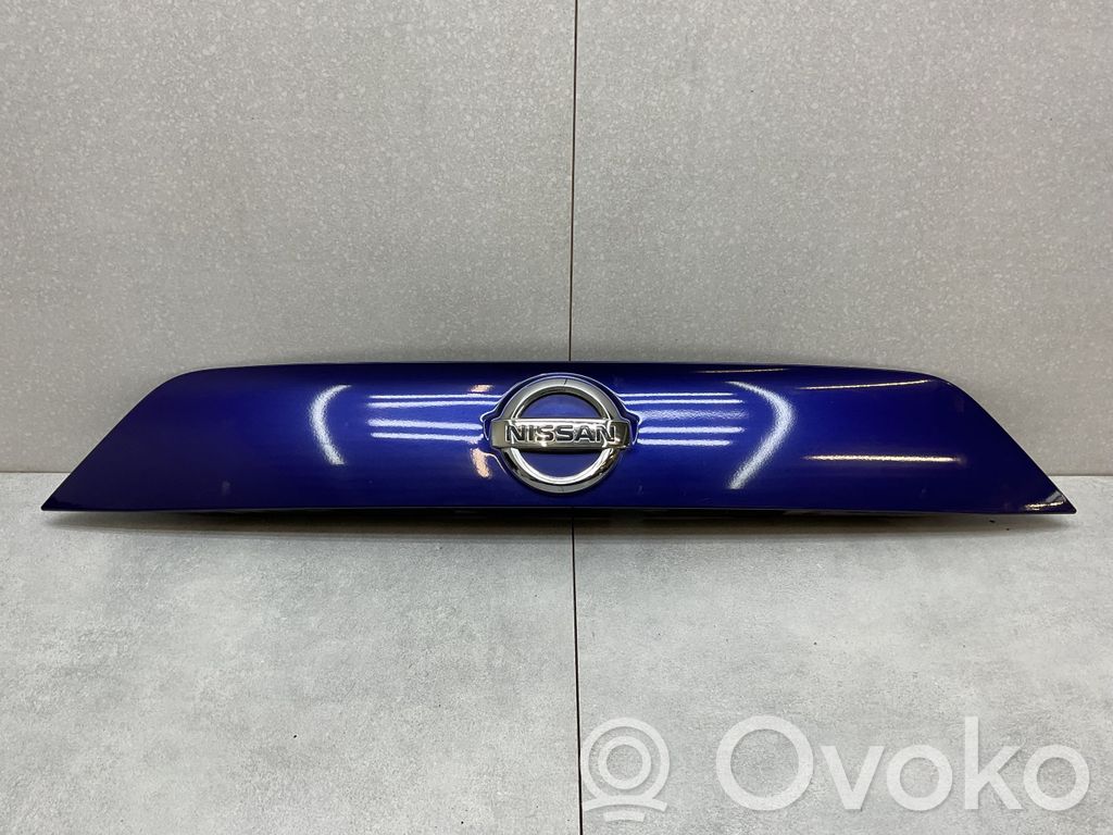Nissan Qashqai Listwa oświetlenie tylnej tablicy rejestracyjnej 