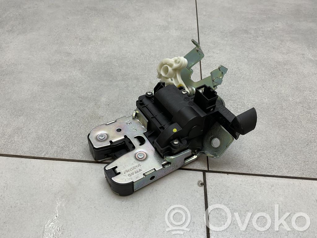 Audi A4 S4 B9 Tailgate/trunk/boot lock/catch/latch 