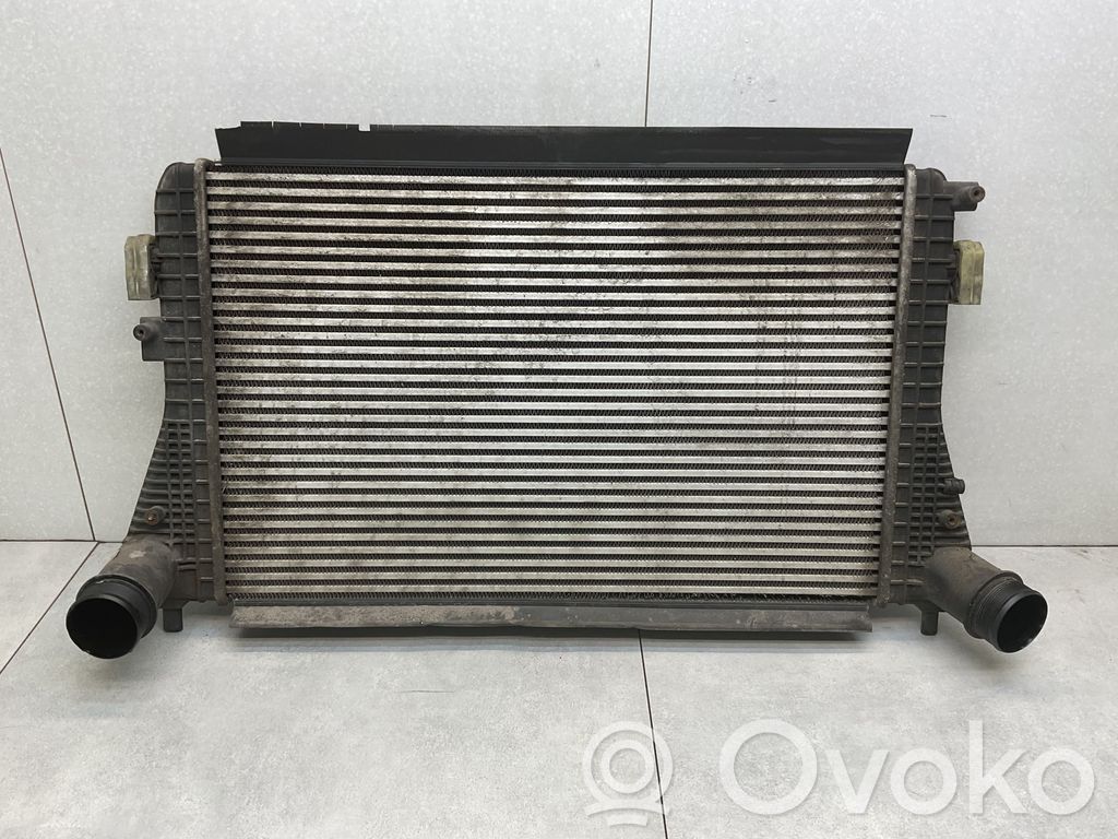 Volkswagen PASSAT CC Interkūlerio radiatorius 