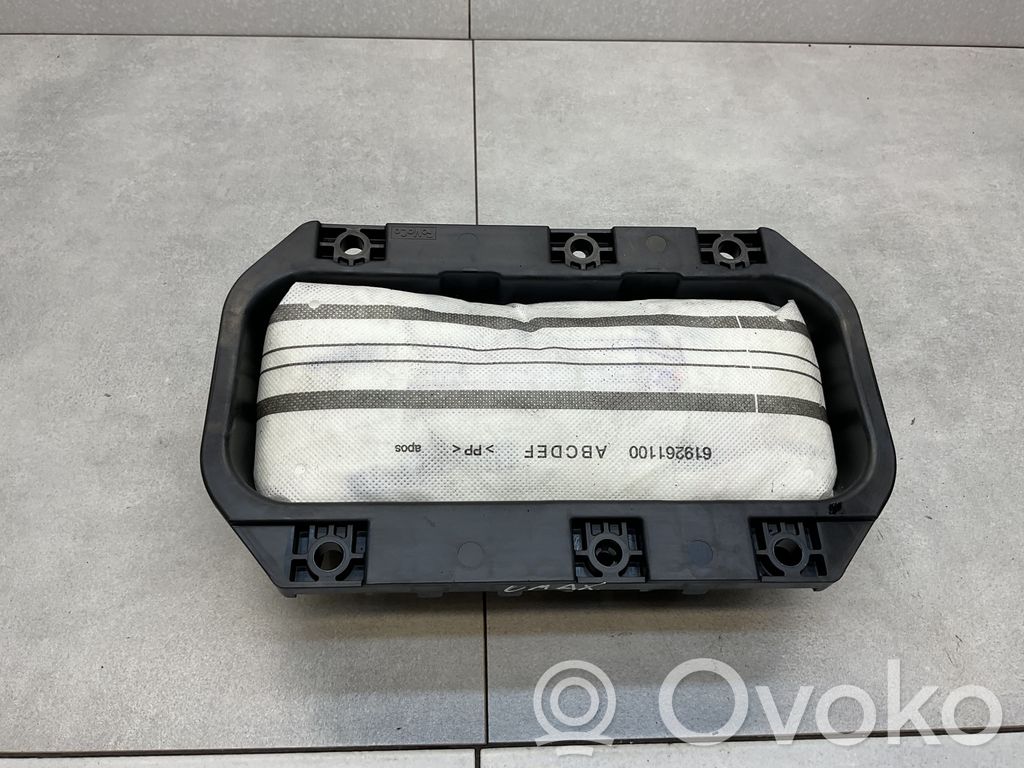 Ford Grand C-MAX Keleivio oro pagalvė 