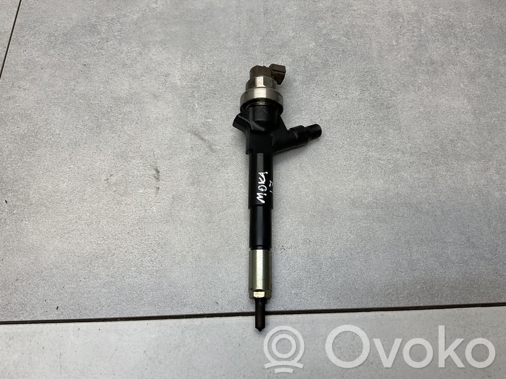 Opel Mokka Fuel injector 