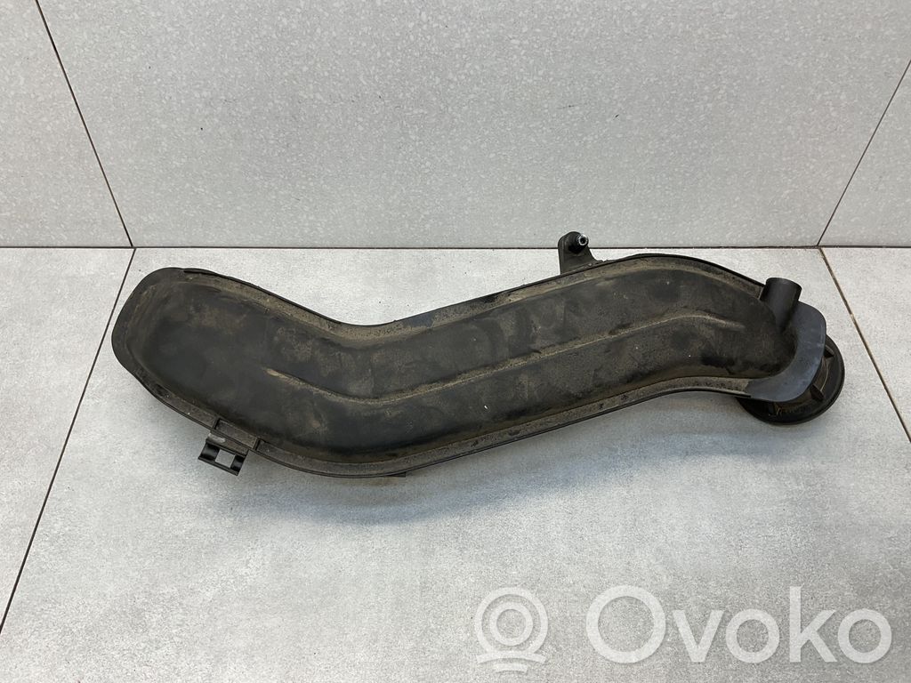 Skoda Octavia Mk3 (5E) Välijäähdyttimen letku 