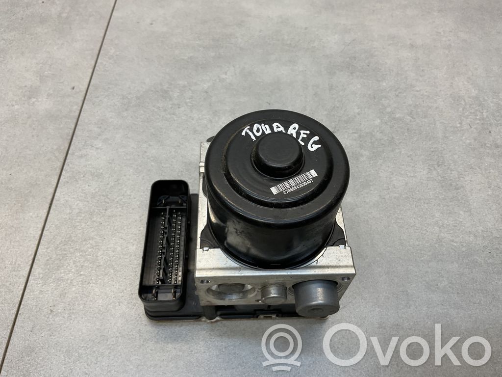 Volkswagen Touareg II ABS Pump 