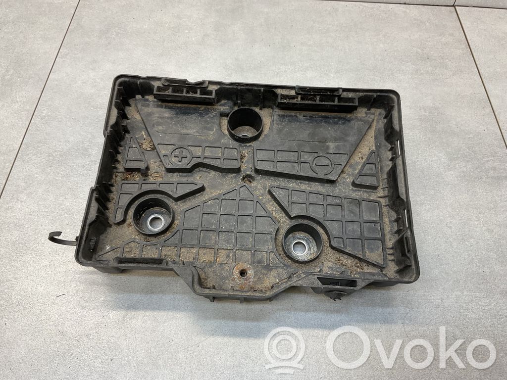 Renault Captur Batteriegestell 