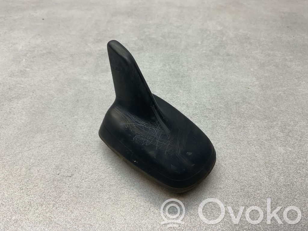 Audi A3 S3 8V GPS-pystyantenni 