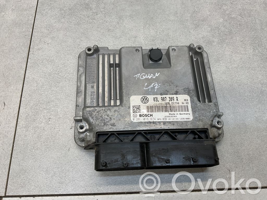 Volkswagen Tiguan Engine control unit/module 