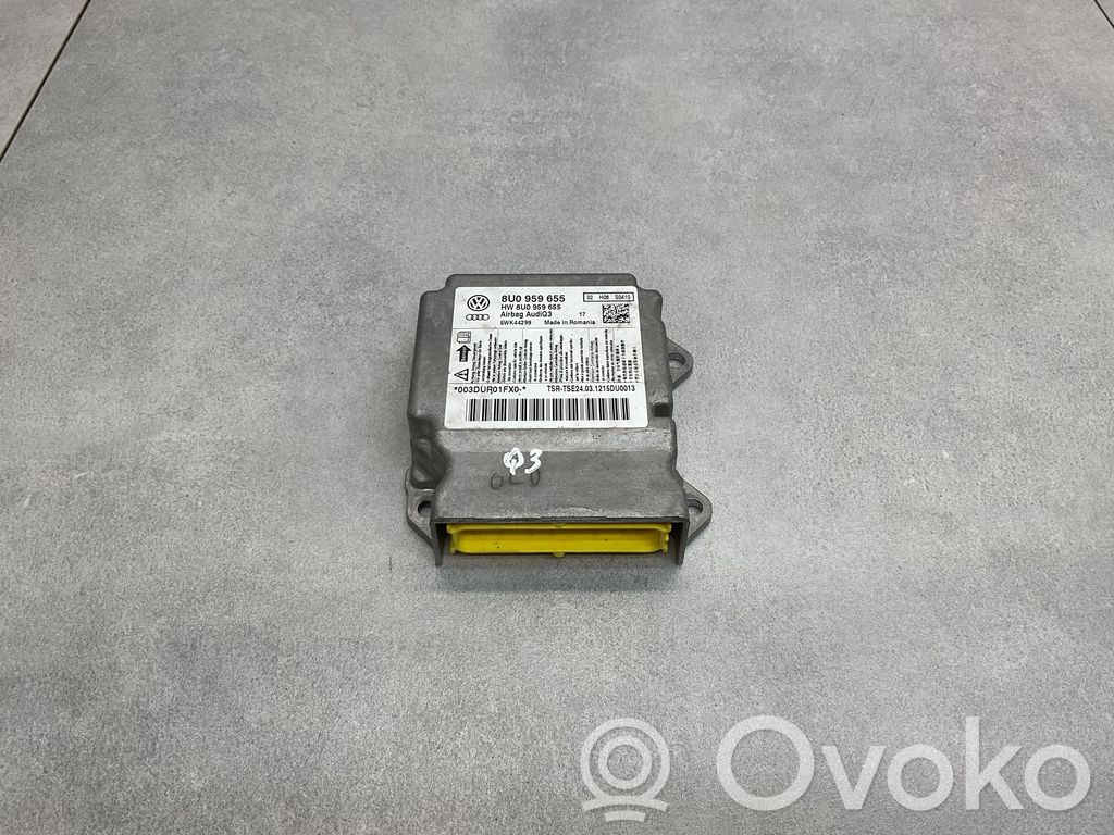 Audi Q3 8U Airbag control unit/module 