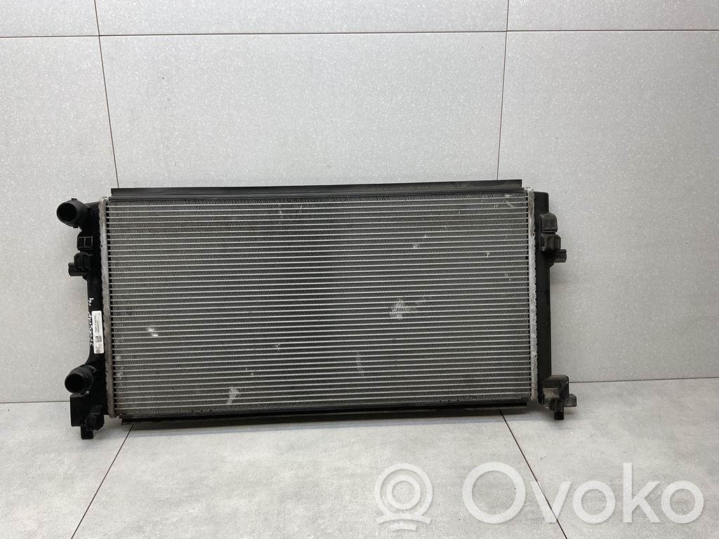 Volkswagen Golf Sportsvan Aušinimo skysčio radiatorius 
