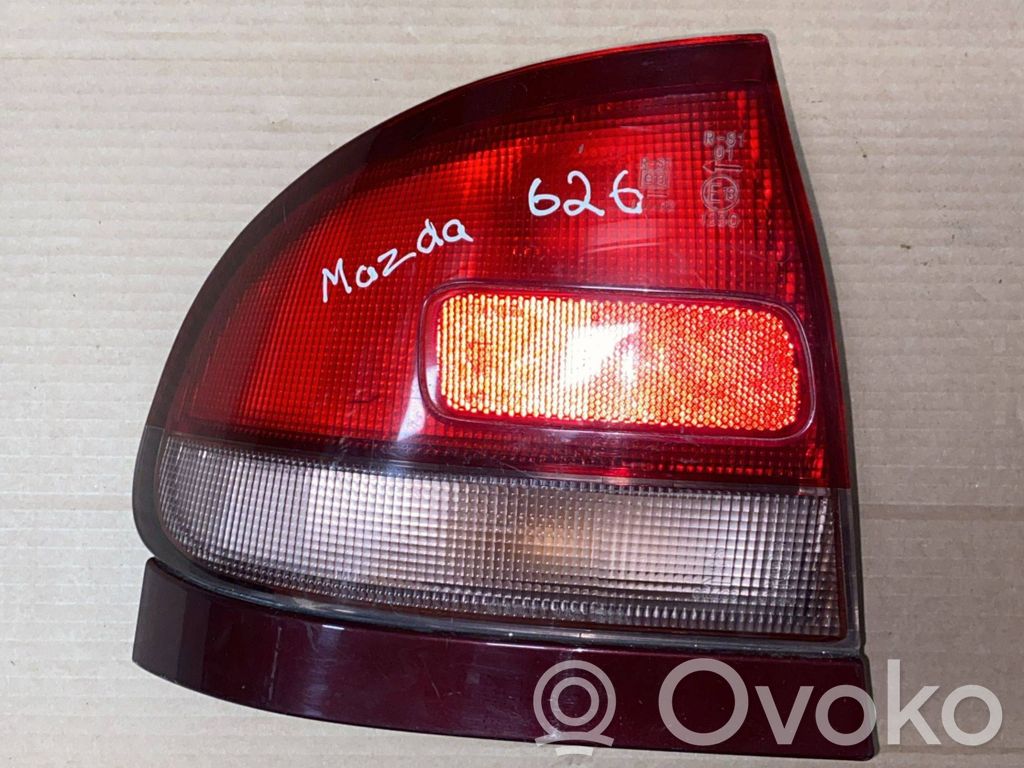 Rear/tail lights   8DGX51160