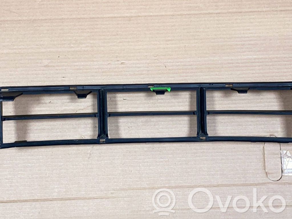 BMW 5 E39 Front bumper lower grill 