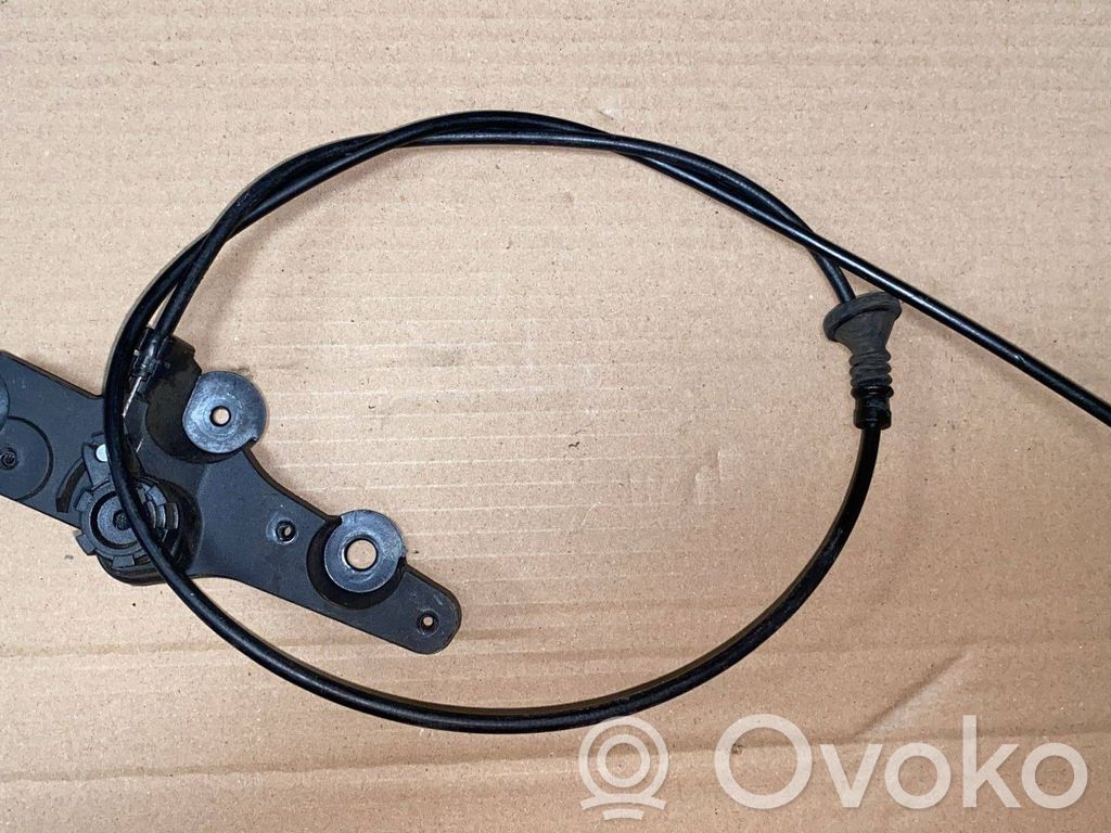 Engine bonnet (hood) release handle   1124205123