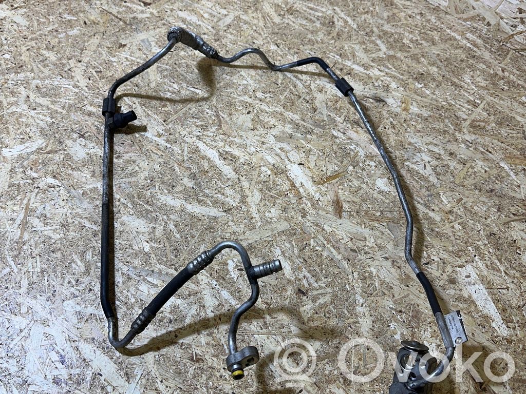 Air conditioning (A/C) pipe/hose   9151736,9151733