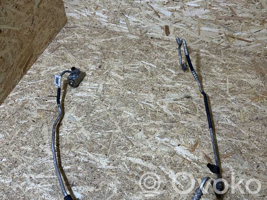 BMW 3 E90 E91 Air conditioning (A/C) pipe/hose 