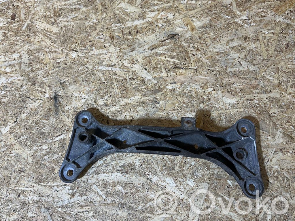 BMW 3 E92 E93 Gearbox mounting bracket 