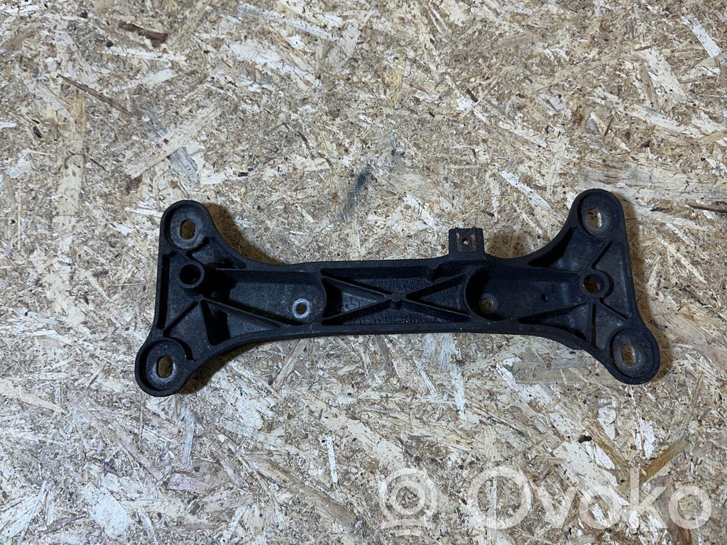 BMW 3 E92 E93 Gearbox mounting bracket 