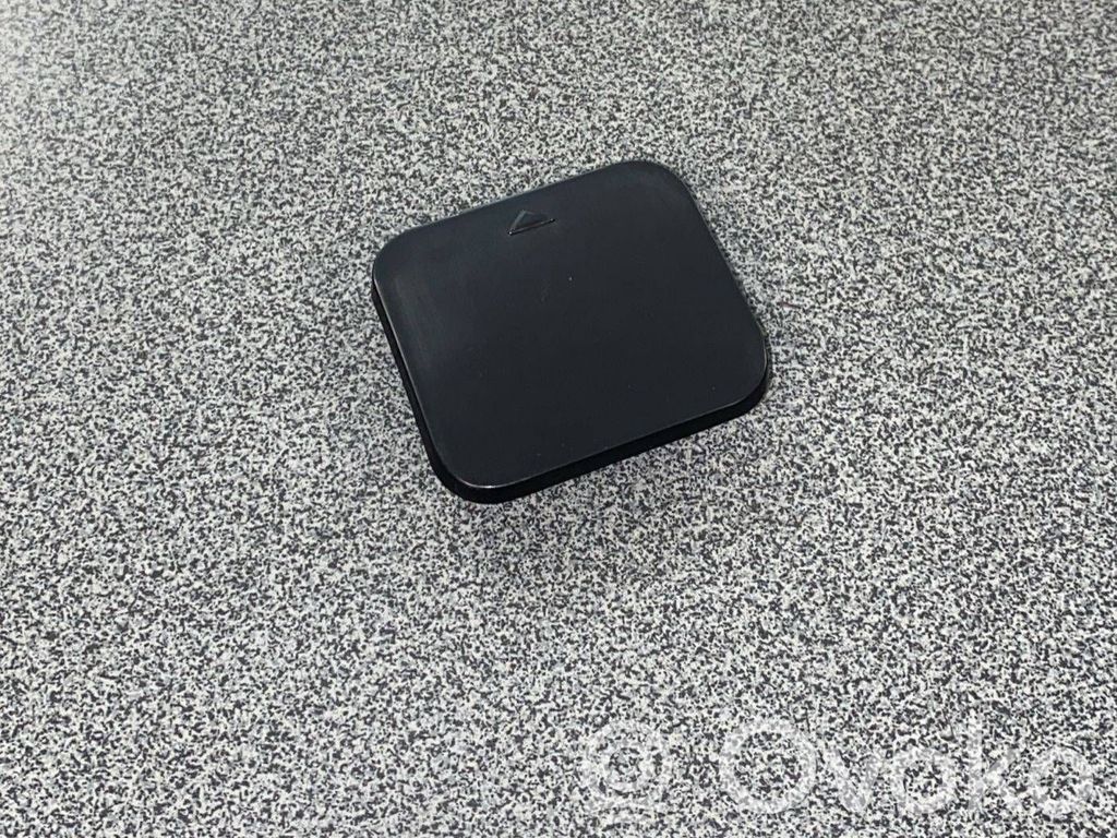 BMW 7 E38 Front tow hook cap/cover 