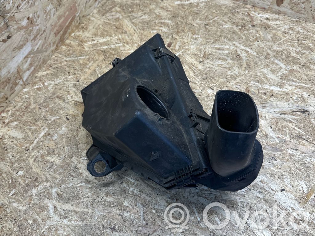 BMW 3 E90 E91 Air filter box 