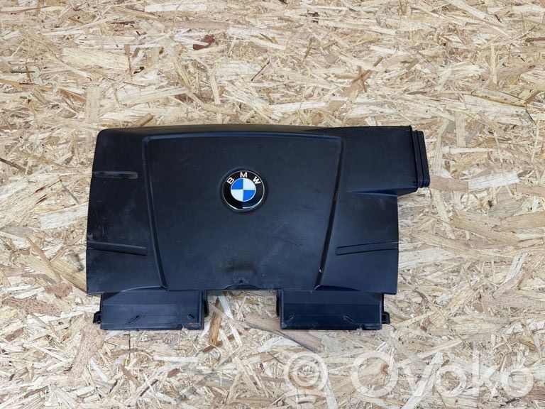 BMW 3 E90 E91 Air intake duct part 