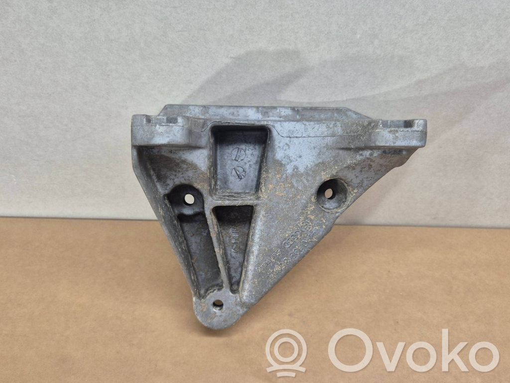 Engine mounting bracket   4A0199353A