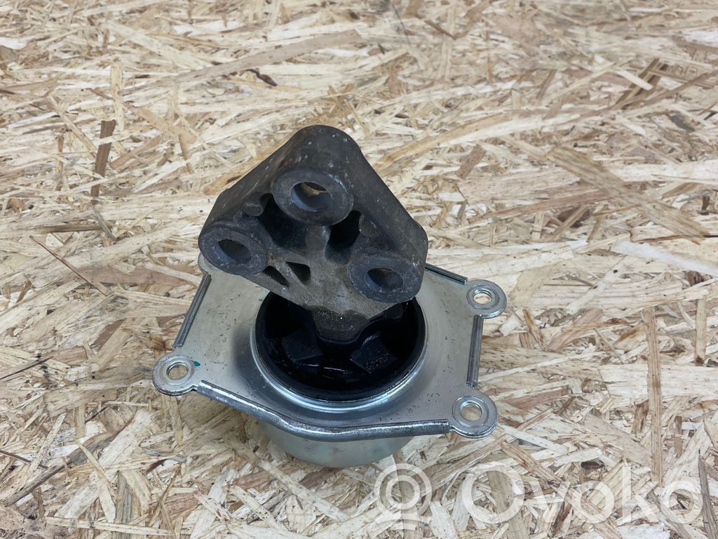 Opel Astra H Engine mount bracket 