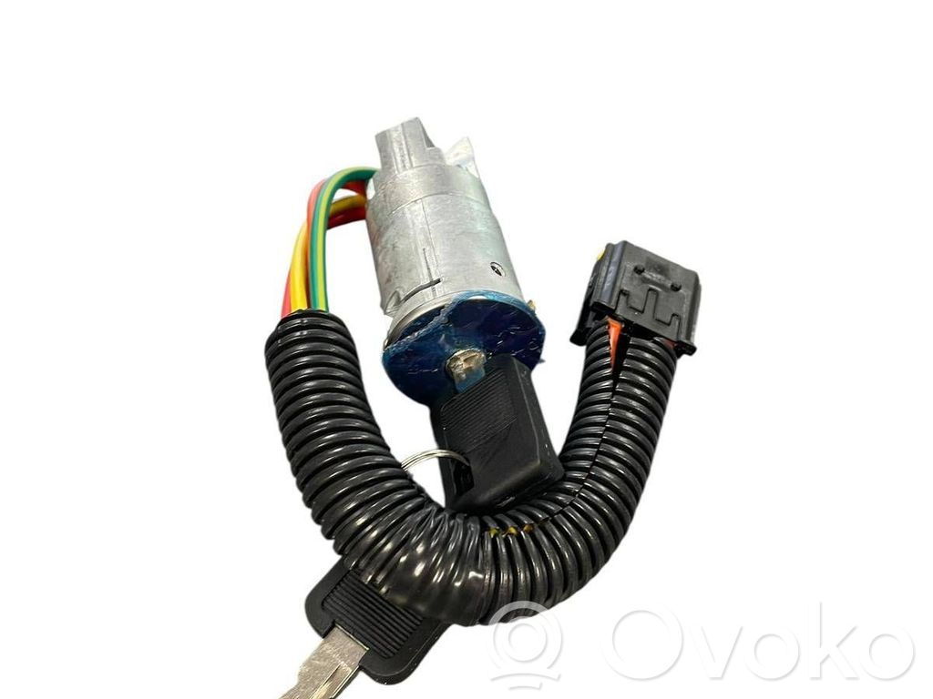 Užvedimo spynelė   7701469419